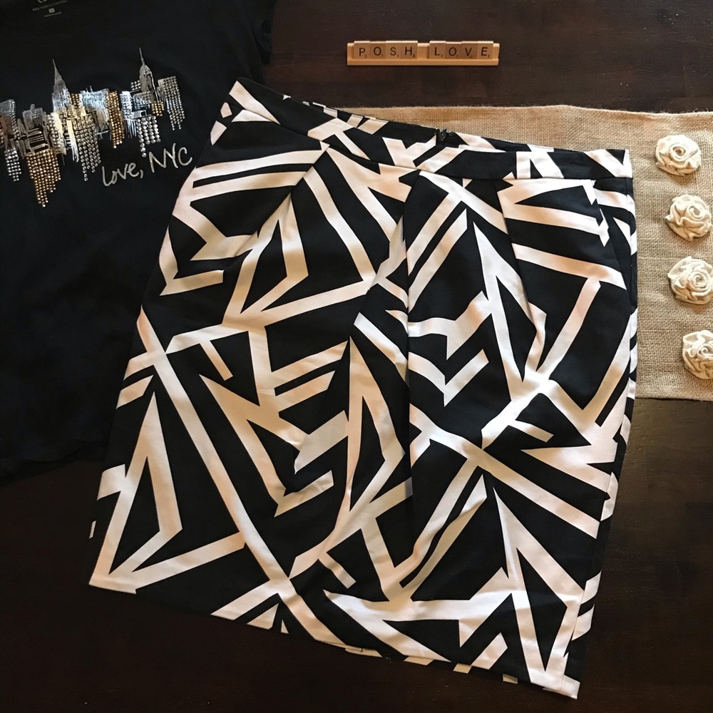 Wicked Liz Claiborne Skirt - Size 14 - EUC